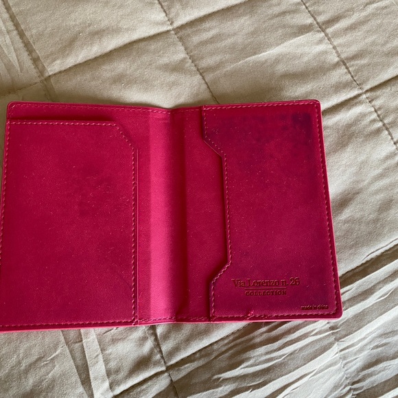 Passport cover, and luggage tag set - Picture 5 of 5